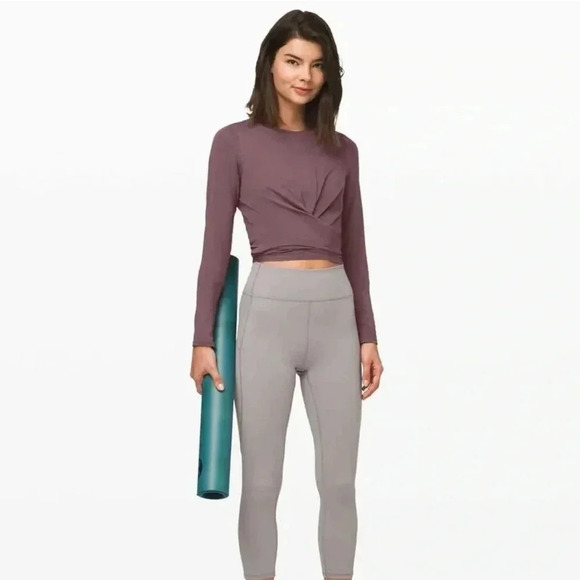 Lululemon Time to Restore Long Sleeve Antique Bark Mauve Wrap Tie Top Crew
Sz4 - Picture 1 of 5